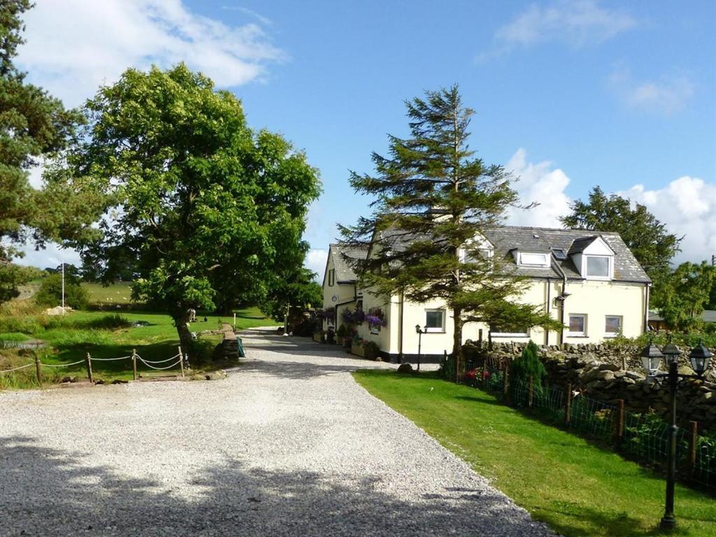 Llwyn Onn Guest House, North Wales Pentrefoelas Екстериор снимка