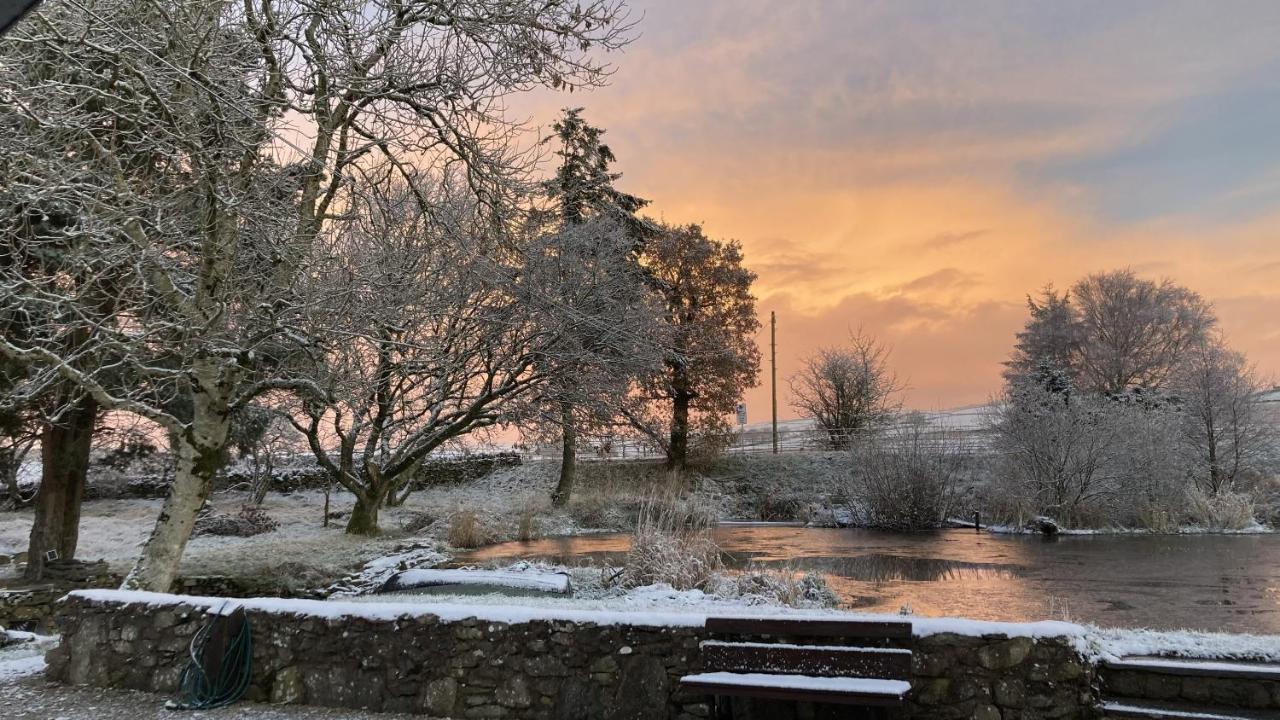 Llwyn Onn Guest House, North Wales Pentrefoelas Екстериор снимка